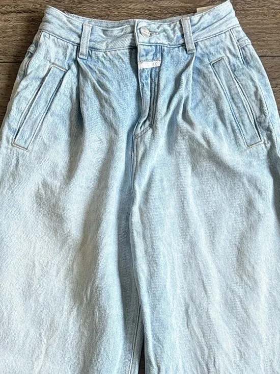 Closed Denim Abigail Light Blue Lightweight Wide-Leg High Waist Ankle Crop Jeans - Picture 3 of 7